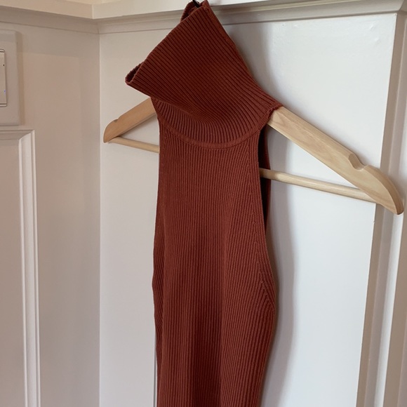 Joe’s Jeans Mock Neck Sleeveless Ribbed Tank - Picture 6 of 9